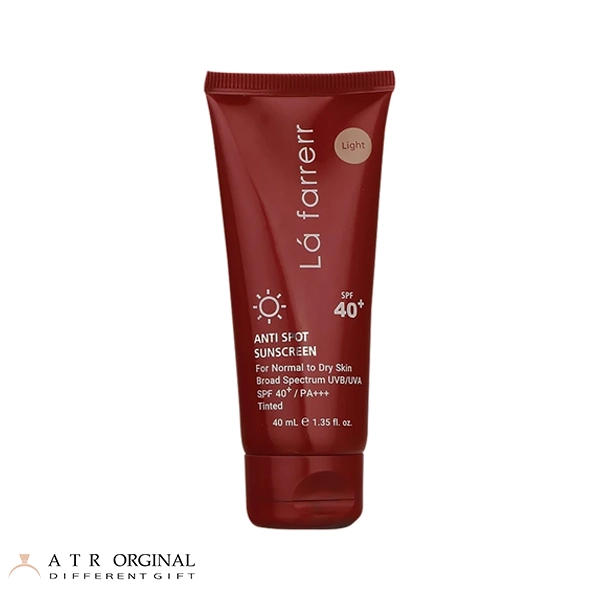 کرم ضدآفتاب و ضدلک رنگی لافارر مدل SPF40-Light، مناسب پوست‌های خشک و معمولی