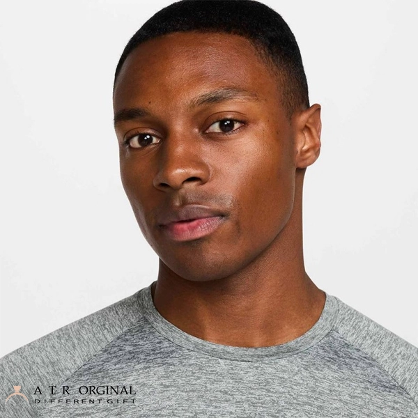 تی شرت مردانه نایک مدل stride 1 color