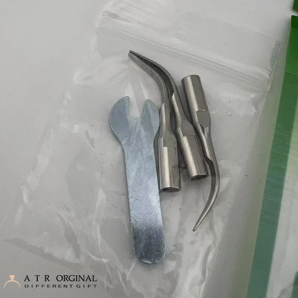 دستگاه جرمگیر دهان و دندان و مدل JYQOO2