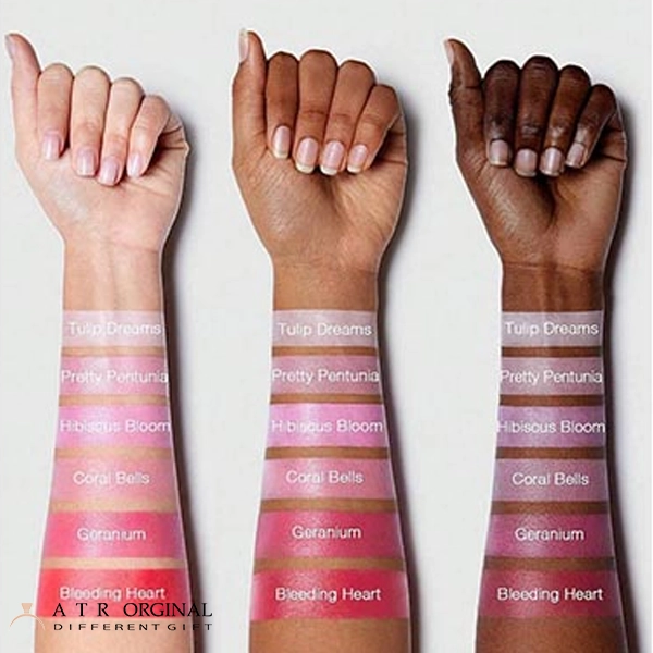 پالت رژگونه قلبی شیگلم مدل BLUSHING BOUQUET