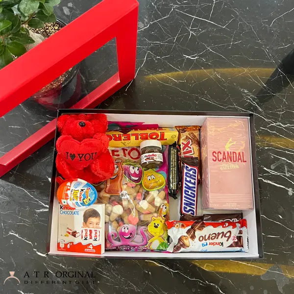 باکس هدیه زنانه عطر ژان پل گوتیه اسکندال