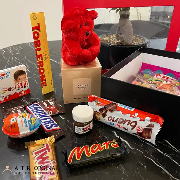 باکس هدیه زنانه عطر نارسیسو رودریگز نارسیس پودری